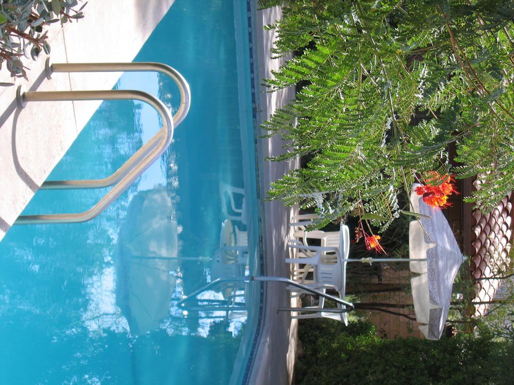 Circle C Lodge Twentynine Palms Bagian luar foto