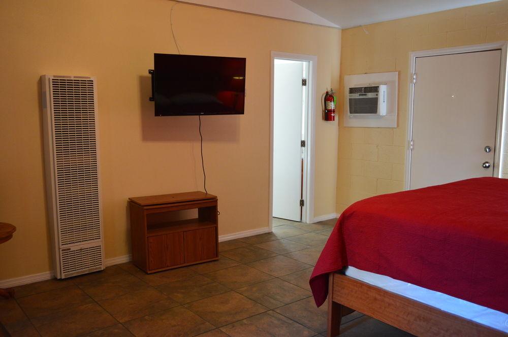 Circle C Lodge Twentynine Palms Bagian luar foto
